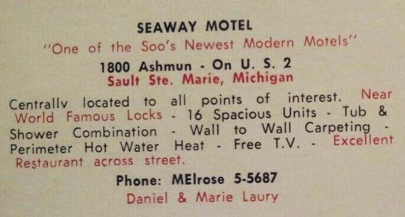 Byes Seaway Motel - Vintage Postcard